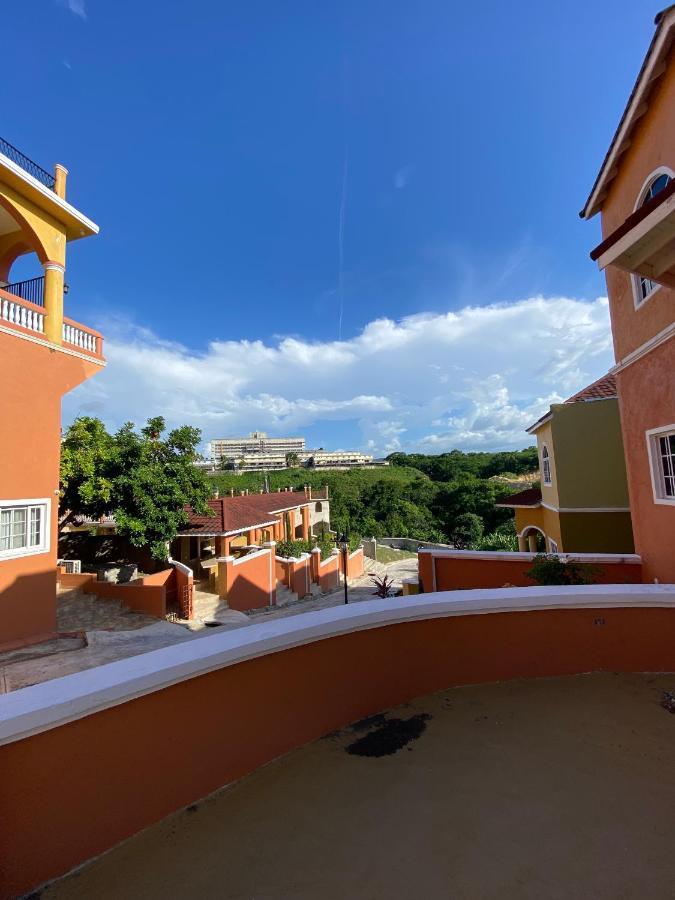 Mobay Vacation Village Montego Bay Exterior photo